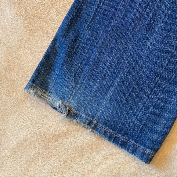 Levi’s Distressed Bootcut Jeans - Women’s Size 8/29 - Picture 7 of 12